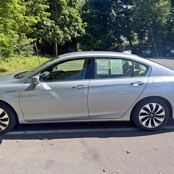 2018 Honda Accord 10th Gen - Image 1 of 1