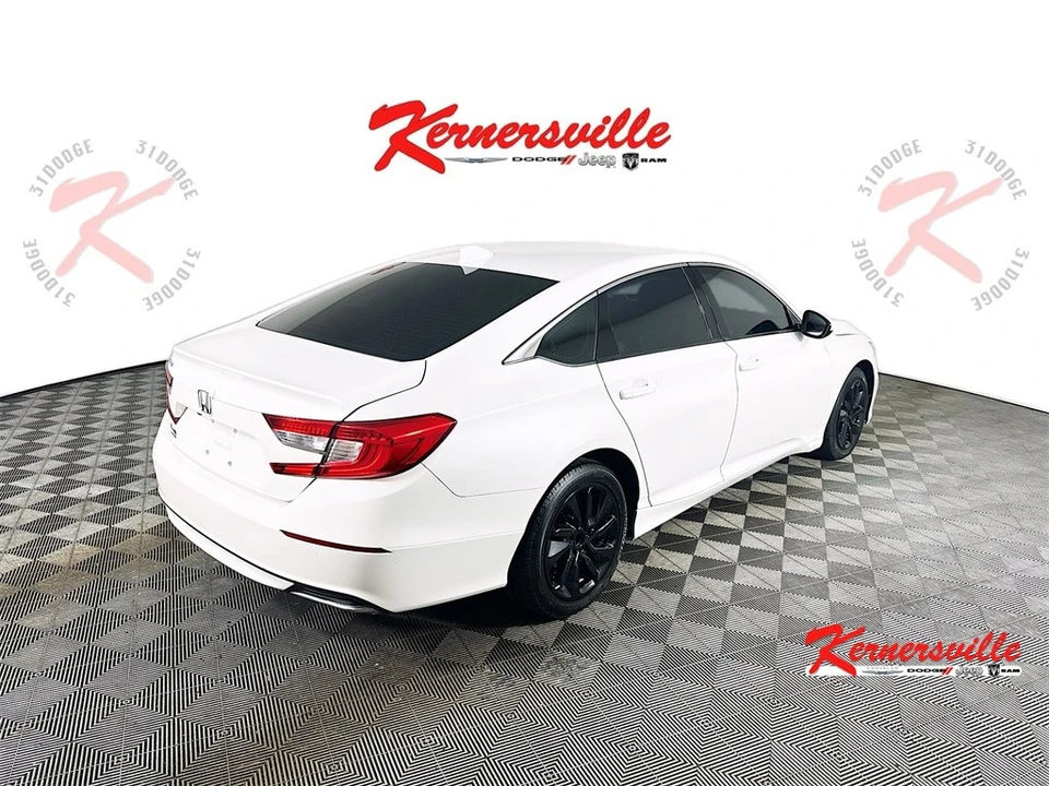 2018 Honda Accord 10th Gen - Image 7 of 21