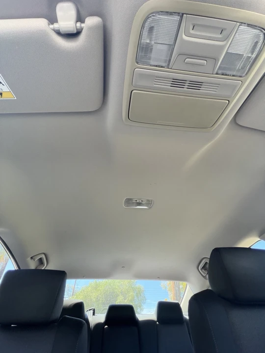 2018 Honda Accord 10th Gen - Image 19 of 20