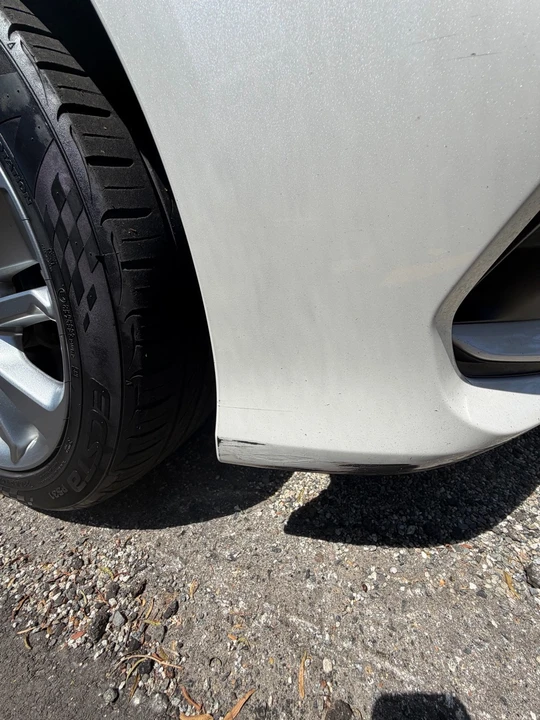 2018 Honda Accord 10th Gen - Image 9 of 20