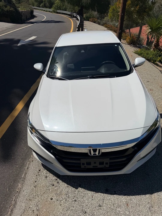 2018 Honda Accord 10th Gen - Image 5 of 20