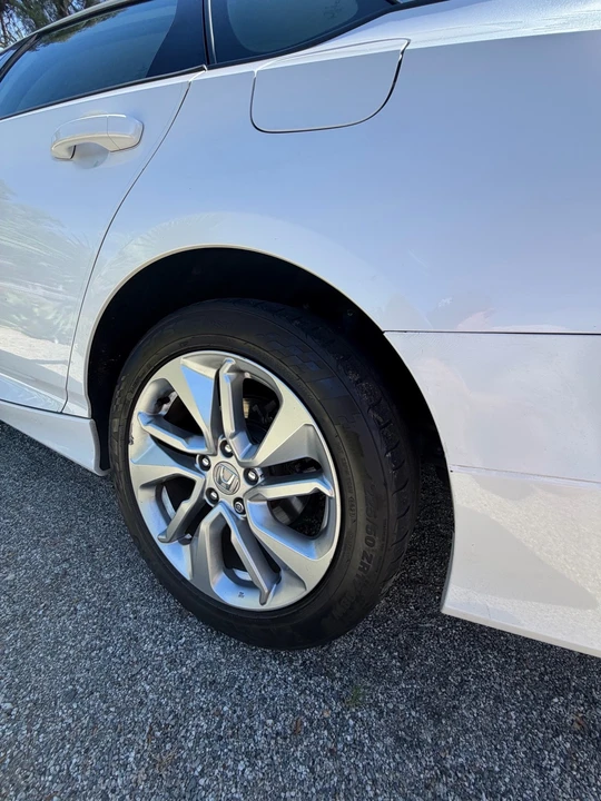 2018 Honda Accord 10th Gen - Image 11 of 20
