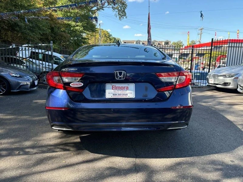 2018 Honda Accord 10th Gen - Image 5 of 12