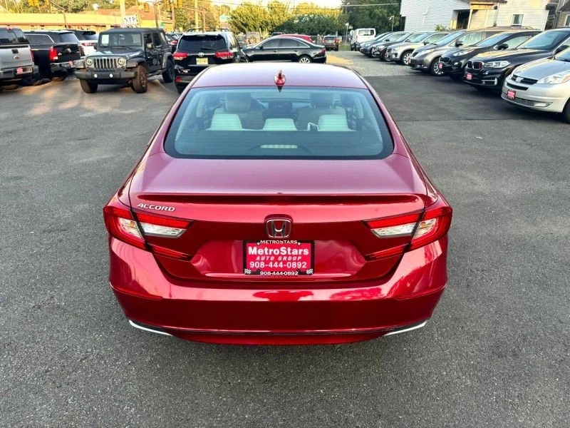 2018 Honda Accord 10th Gen - Image 6 of 12