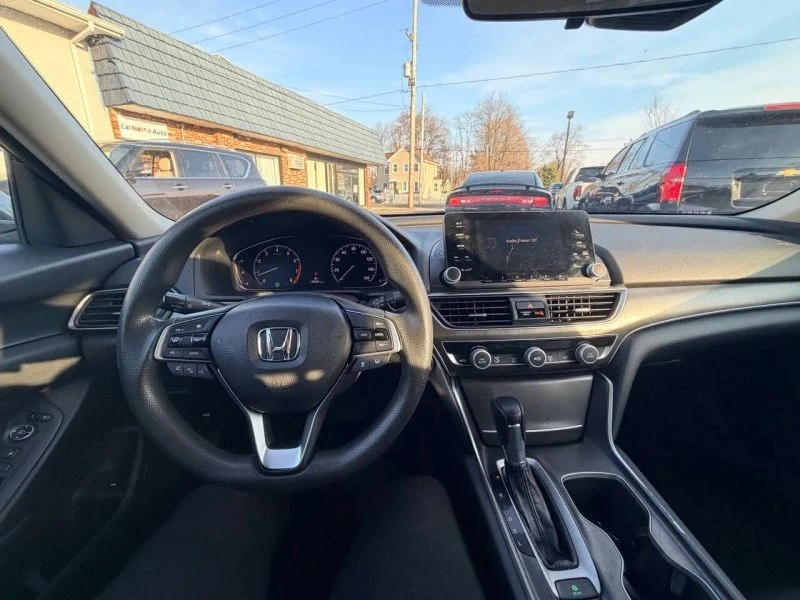 2018 Honda Accord 10th Gen - Image 6 of 12