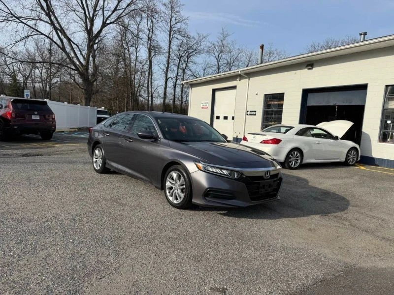 2018 Honda Accord 10th Gen - Image 5 of 12