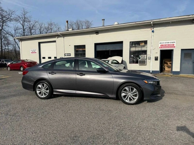 2018 Honda Accord 10th Gen - Image 9 of 12
