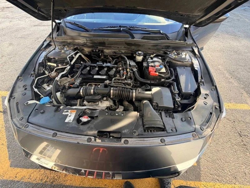 2018 Honda Accord 10th Gen - Image 10 of 12