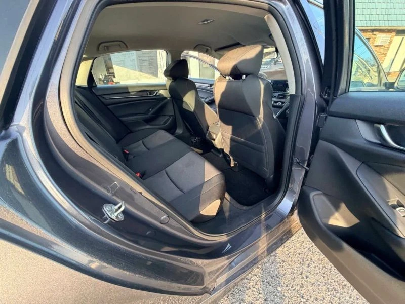 2018 Honda Accord 10th Gen - Image 11 of 12