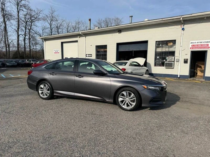 2018 Honda Accord 10th Gen - Image 8 of 12