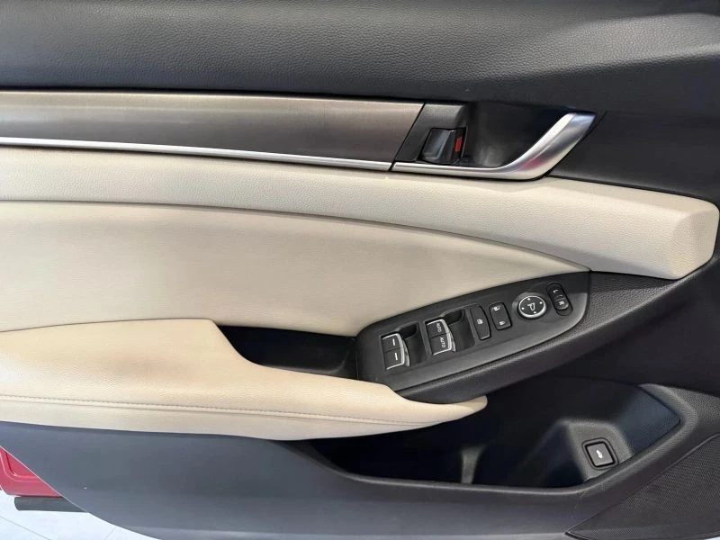 2018 Honda Accord 10th Gen - Image 7 of 12