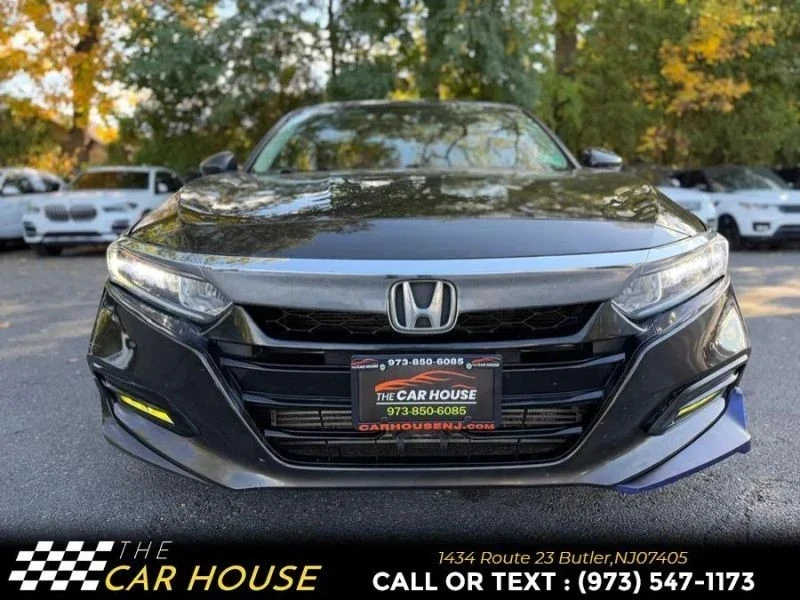 2018 Honda Accord 10th Gen - Image 3 of 12