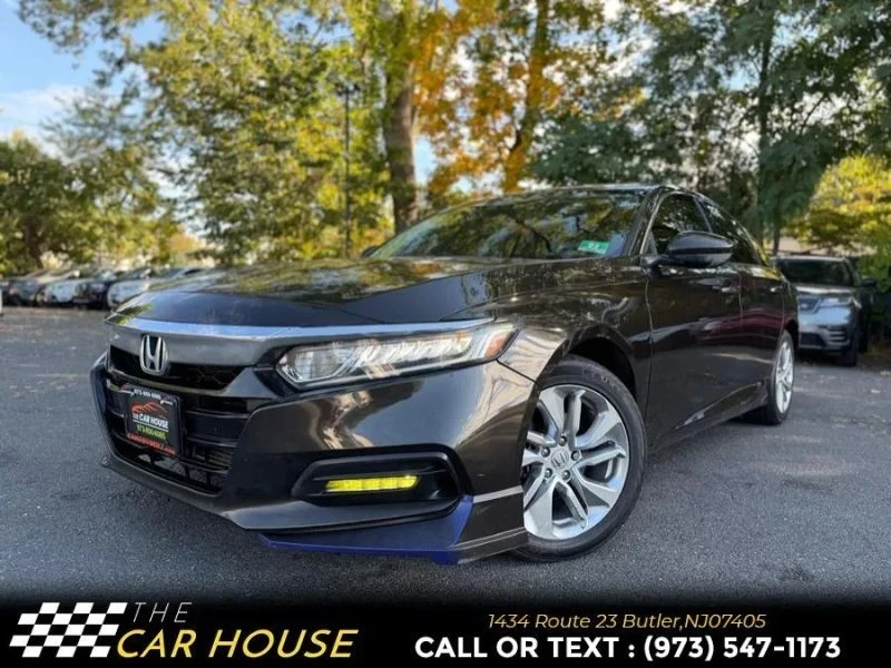 2018 Honda Accord 10th Gen - Image 2 of 12