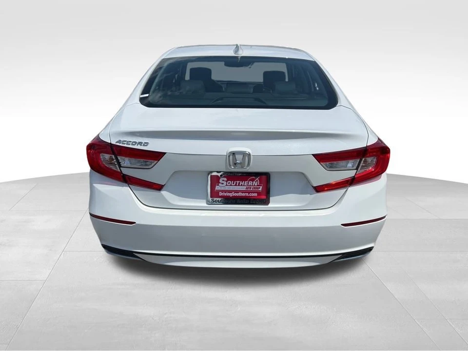 2018 Honda Accord 10th Gen - Image 4 of 12