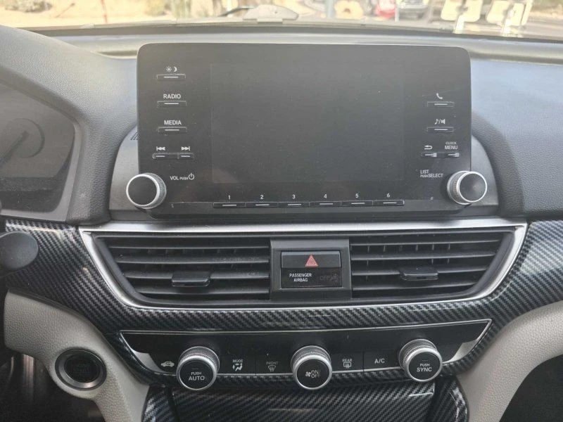 2018 Honda Accord 10th Gen - Image 12 of 19
