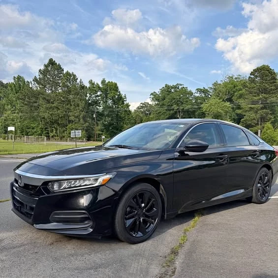 2018 Honda Accord 10th Gen - Image 1 of 1