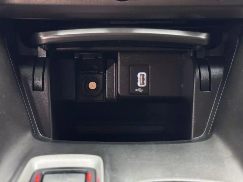 2018 Honda Accord 10th Gen - Image 20 of 21