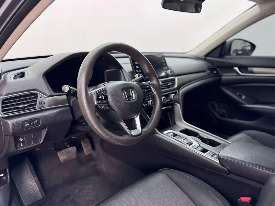 2018 Honda Accord 10th Gen - Image 11 of 21
