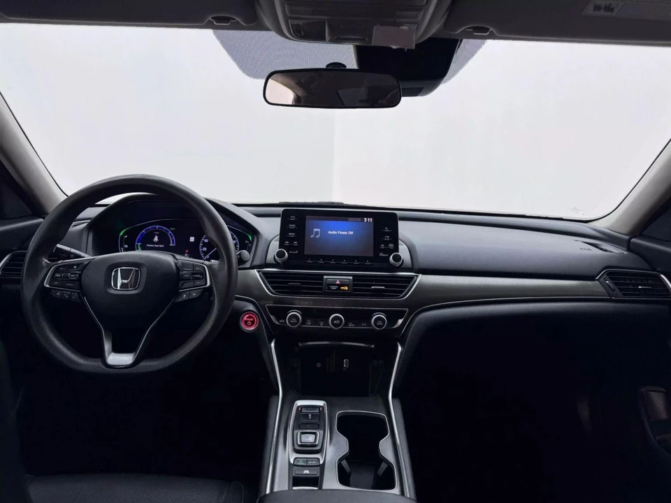 2018 Honda Accord 10th Gen - Image 14 of 21