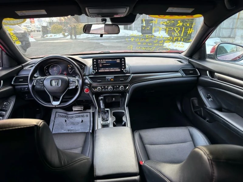 2018 Honda Accord 10th Gen - Image 8 of 12