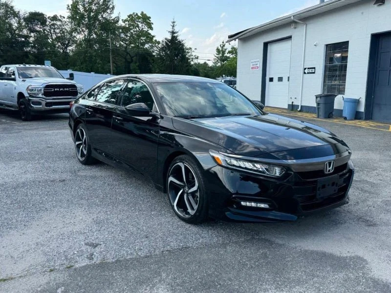 2018 Honda Accord 10th Gen - Image 5 of 12