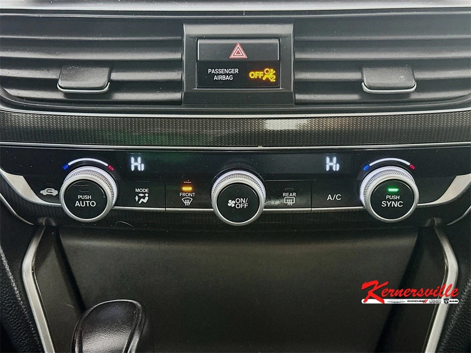 2018 Honda Accord 10th Gen - Image 18 of 21