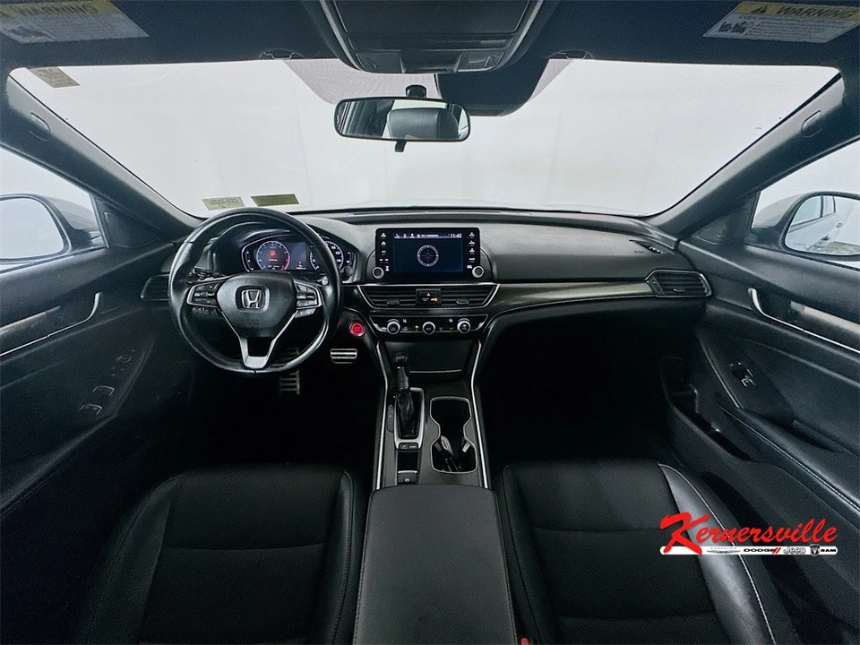 2018 Honda Accord 10th Gen - Image 10 of 21