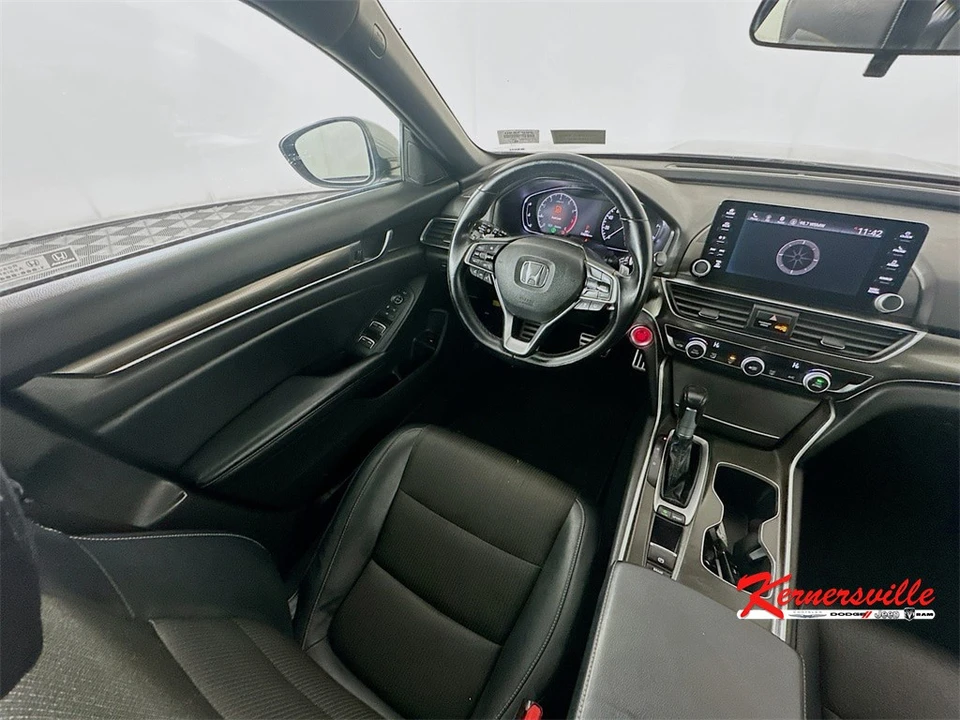 2018 Honda Accord 10th Gen - Image 9 of 21