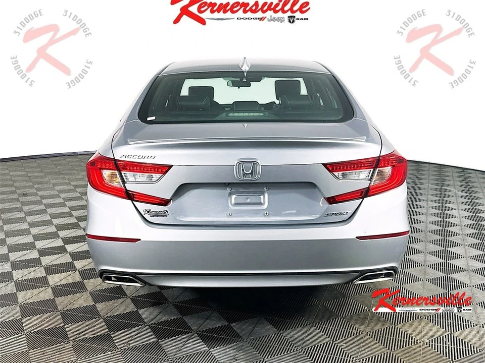 2018 Honda Accord 10th Gen - Image 6 of 21