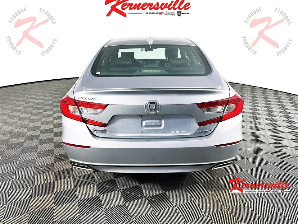 2018 Honda Accord 10th Gen - Image 6 of 21