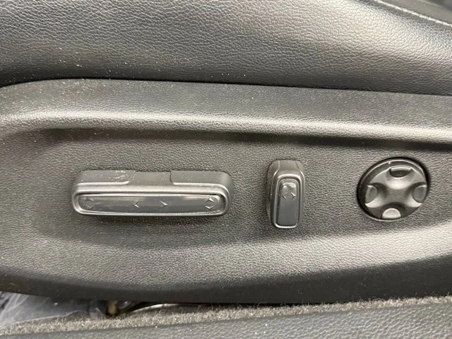 2018 Honda Accord 10th Gen - Image 18 of 21