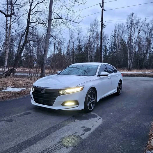 2018 Honda Accord 10th Gen - Image 1 of 1