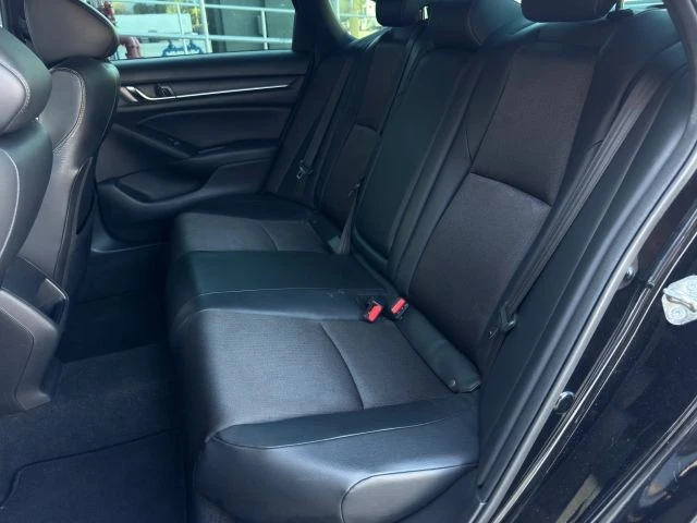 2018 Honda Accord 10th Gen - Image 12 of 21