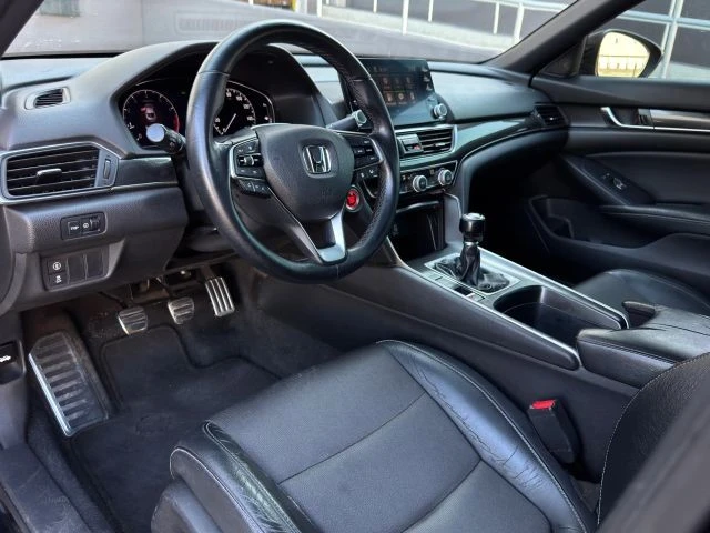 2018 Honda Accord 10th Gen - Image 13 of 21