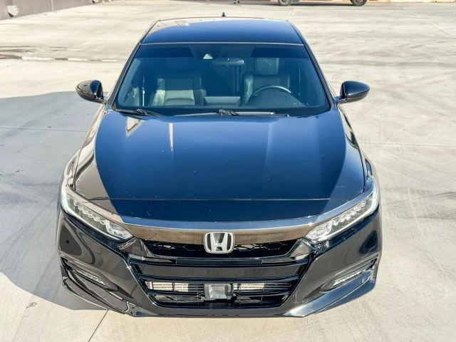 2018 Honda Accord 10th Gen - Image 9 of 21