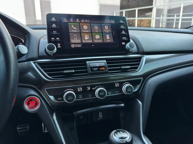 2018 Honda Accord 10th Gen - Image 16 of 21