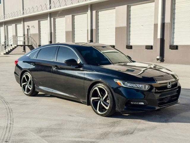2018 Honda Accord 10th Gen - Image 8 of 21
