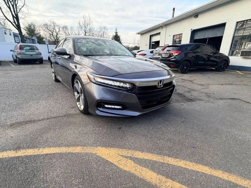 2018 Honda Accord 10th Gen - Image 4 of 12