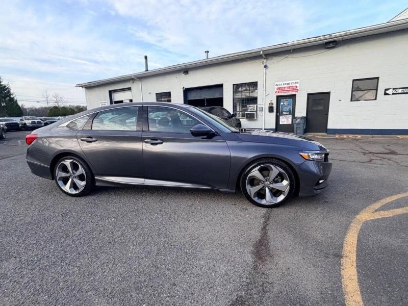 2018 Honda Accord 10th Gen - Image 6 of 12