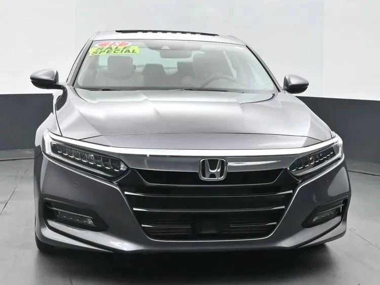 2018 Honda Accord 10th Gen - Image 3 of 12