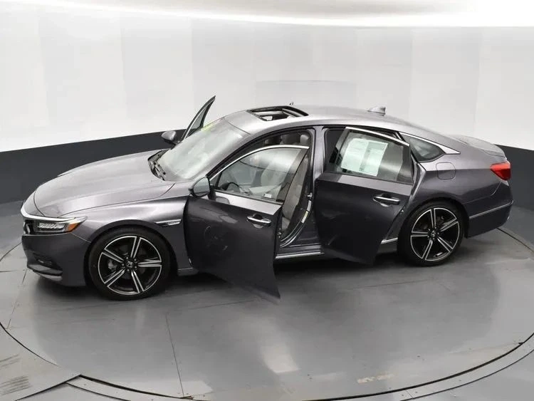 2018 Honda Accord 10th Gen - Image 7 of 12
