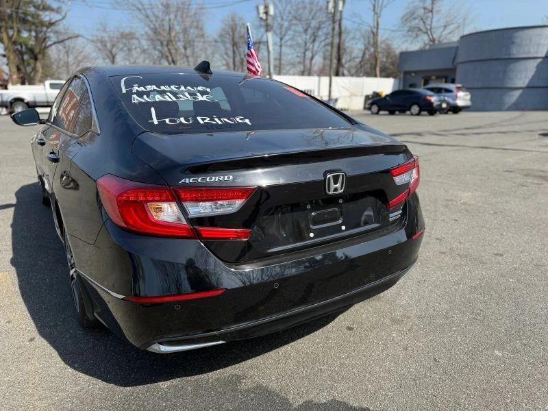2018 Honda Accord 10th Gen - Image 3 of 8