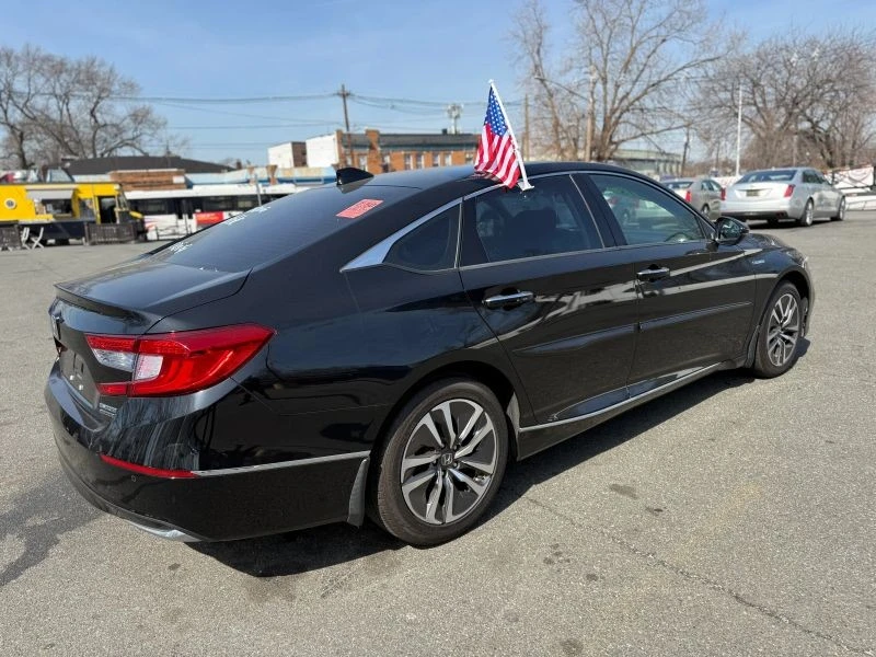2018 Honda Accord 10th Gen - Image 2 of 8
