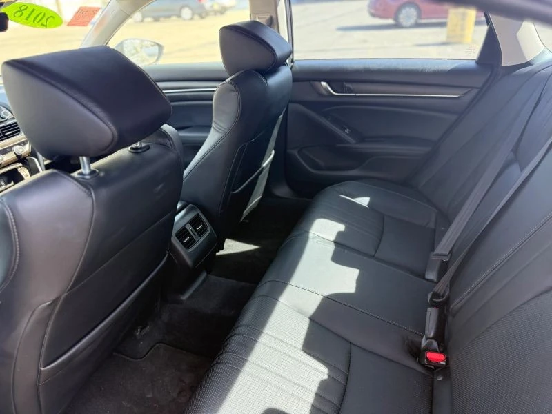 2018 Honda Accord 10th Gen - Image 6 of 8