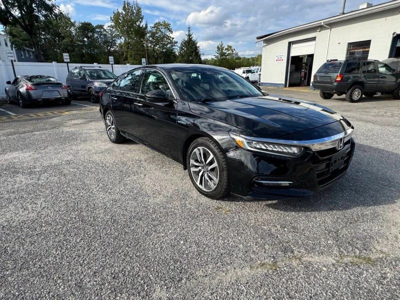2018 Honda Accord 10th Gen - Image 5 of 12