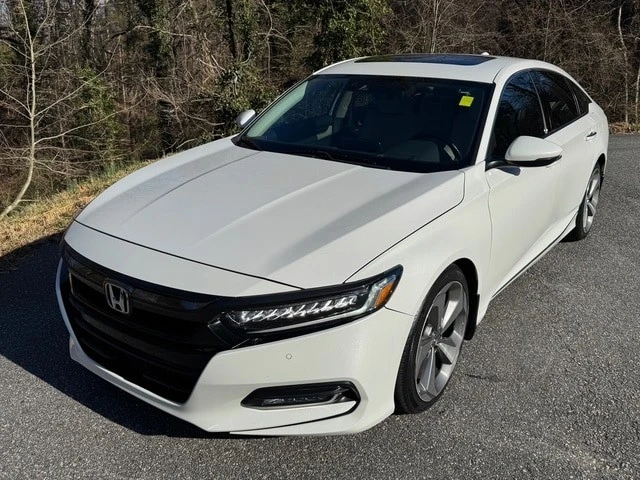 2018 Honda Accord 10th Gen - Image 2 of 21