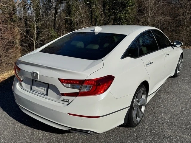 2018 Honda Accord 10th Gen - Image 6 of 21