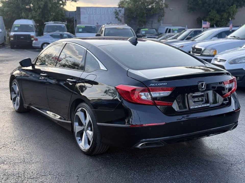 2018 Honda Accord 10th Gen - Image 5 of 21