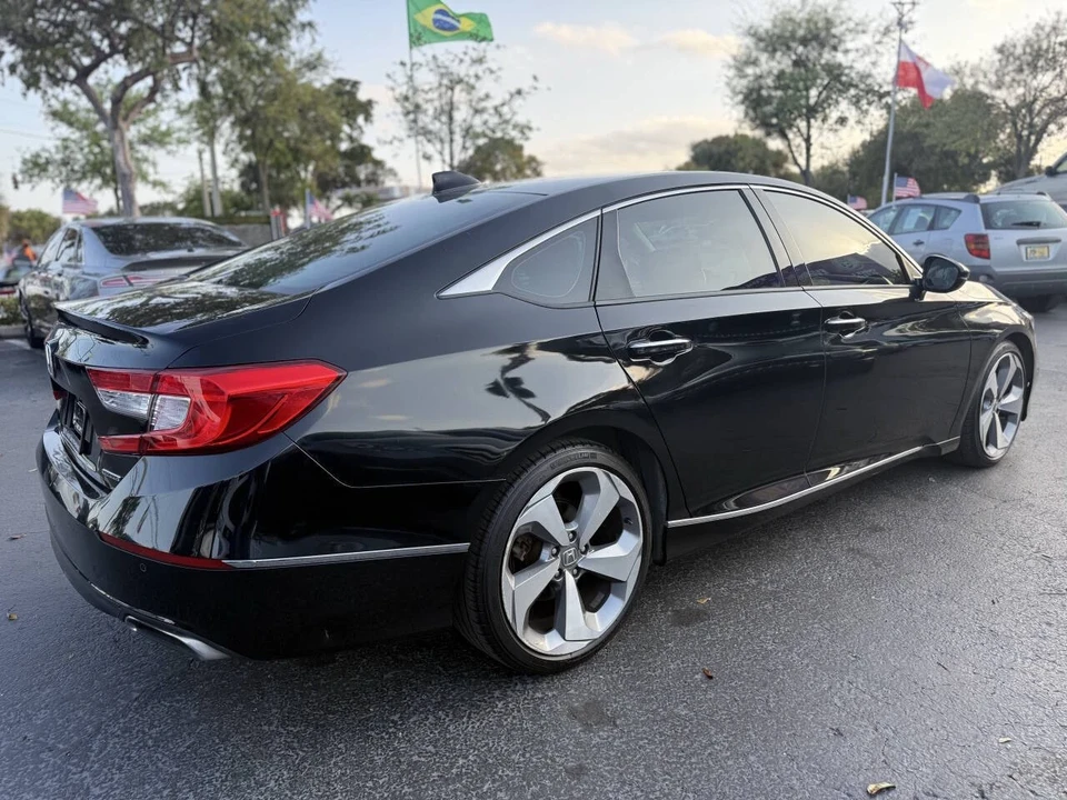2018 Honda Accord 10th Gen - Image 7 of 21