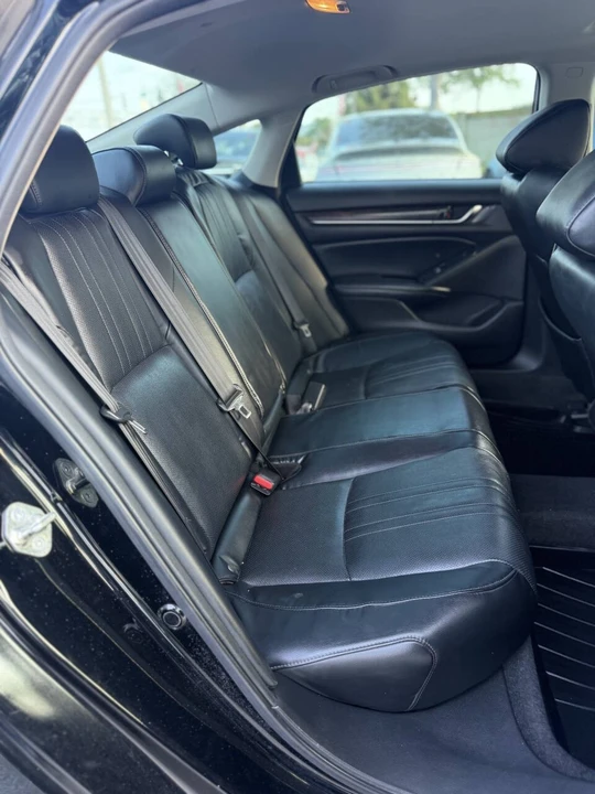 2018 Honda Accord 10th Gen - Image 21 of 21
